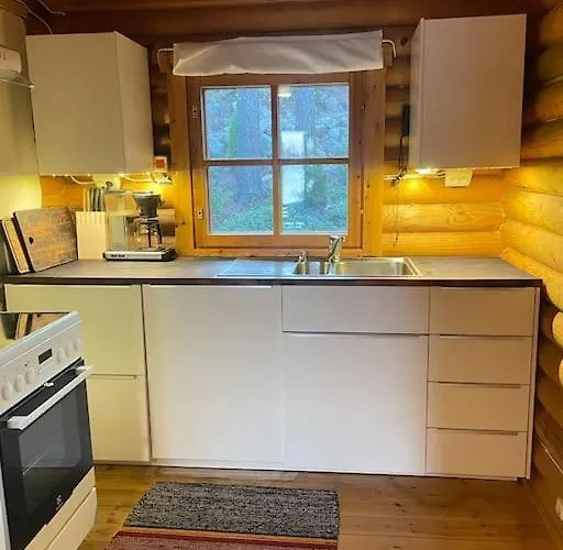 Rantahuvila Naantalissa *