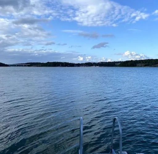 Villa Rantahuvila Naantalissa Nådendal