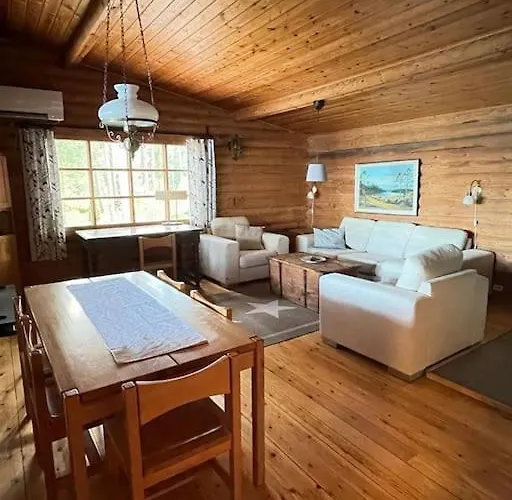 Rantahuvila Naantalissa Villa Nådendal